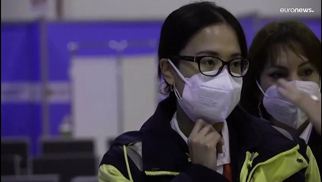 Itália testa à covid-19 todos passageiros de voos vindos da China