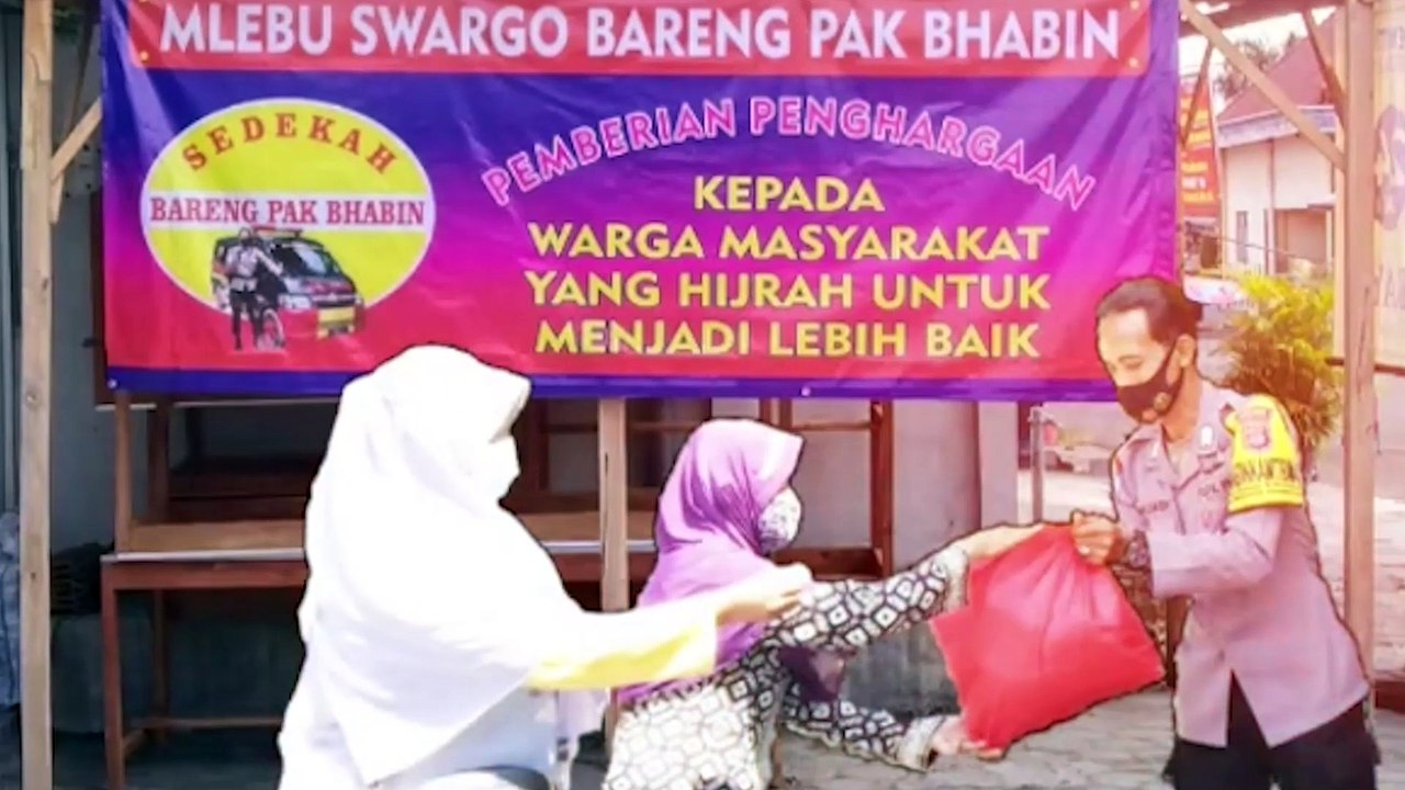 Polisi Siapkan Ambulan Untuk Warga