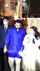 जहीर खान और सागरिका एक साथ अनंत अंबानी और राधिका मर्चेंट के सगाई फंक्शन में पहुंचे
