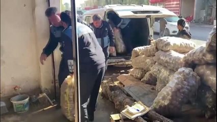 ŞANLIURFA - Ele geçirilen çürümüş patatesler imha edildi