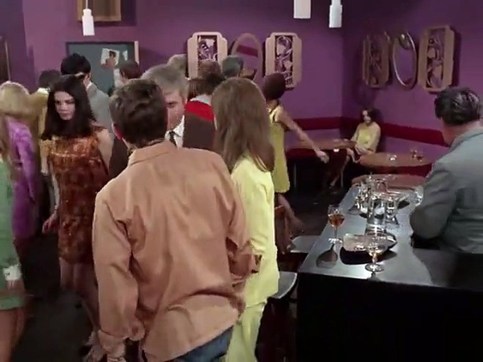 Man in a Suitcase - Se1 - Ep13 HD Watch HD Deutsch