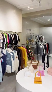 Rich kid Chao sắm đồ Tết 100 triệu đồng