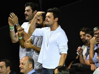 Kev Adams et Camille Lellouche hués de toute part après la sortie de leur comédie sur Netflix : leur réponse est incroyable !