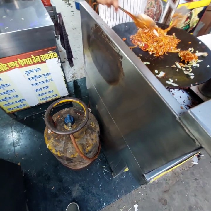 Making Of Veg Frankie of 40₹ - Bikaner wala Sweets Snacks Quality