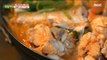 [Tasty] Spicy frozen seafood hot pot that melts the cold , 생방송 오늘 저녁 221230