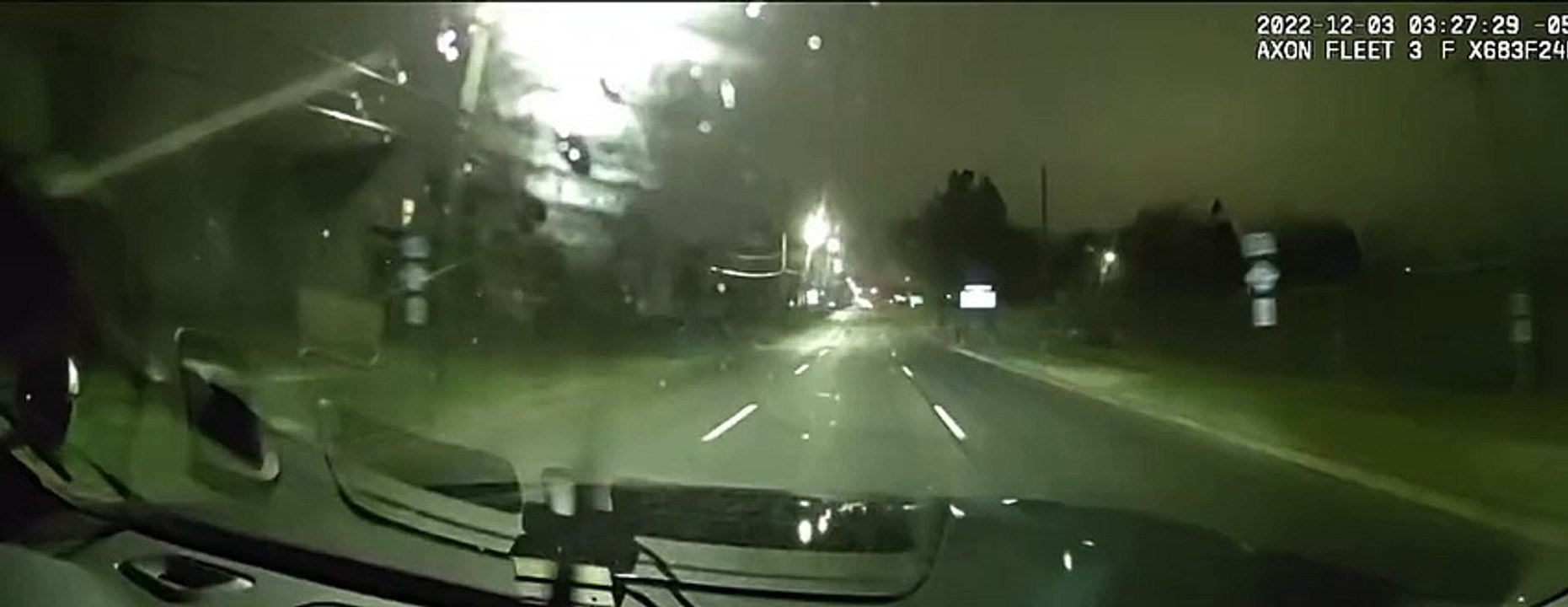 Poursuivi par la police, un automobiliste ivre fait un vol plané