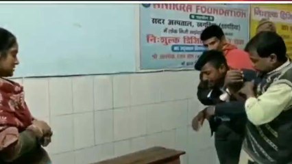 खगड़िया: बदमाशों ने एक युवक को बेरहमी से पीटा, वीडियो वायरल