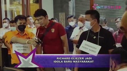 Jadi Idola Baru, Paras Bharada E Bikin Kaum Hawa Meleleh