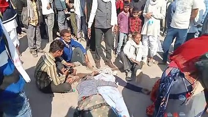 दिनदहा?े युवक की हत्या, सरपंच सहित अन्य के खिलाफ मामला दर्ज