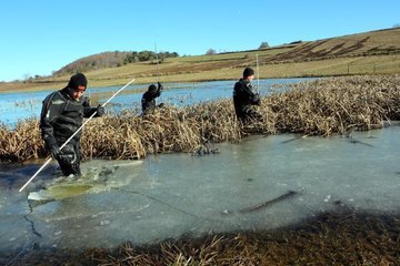 KAYIP KADIN İÇİN GÖLETTE ARAMA YAPILDI