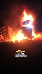 Un muerto y dos heridos tras camión accidentado incendiarse en Azua