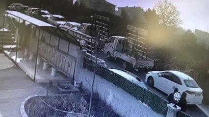 Cuma namazı çıkışında silahlı saldırıya uğrayan kişi öldü