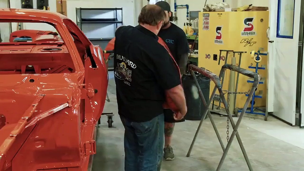 Graveyard Carz - Se6 - Ep02 - From Road Runner to Superbird HD Watch HD Deutsch