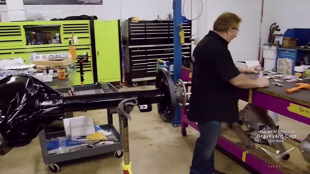 Graveyard Carz - Se6 - Ep10 - Phantom's 440 Six Barrel HD Watch HD Deutsch