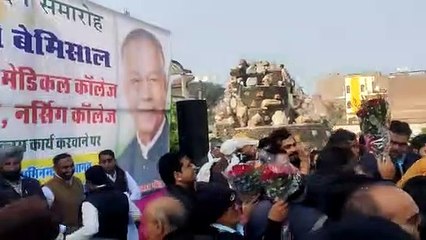 विधायकों की दरियादिली: जितना आया बजट उससे ज्यादा की कर डाली घोषणा