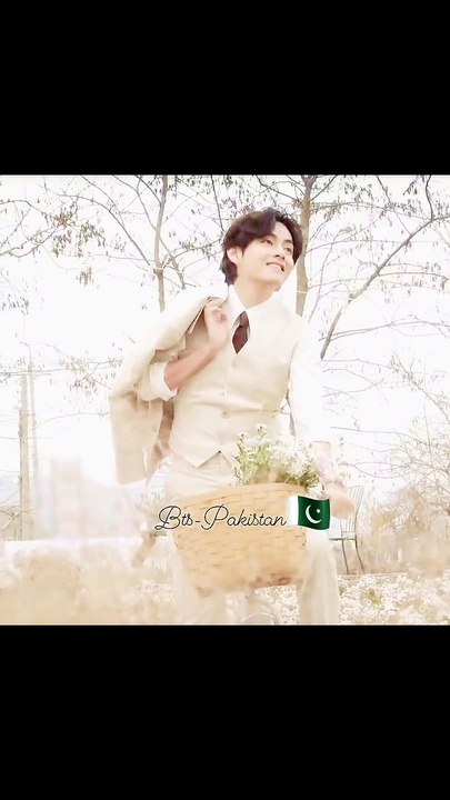 Cuteness overloaded  i need somebody like him, no actually i want him  Dont forget to follow me #Taehyung #KimTaehuyng #v #HappyTaehyungDay #TAECEMBER #HappyBirthdayTaehyung #btspakistan