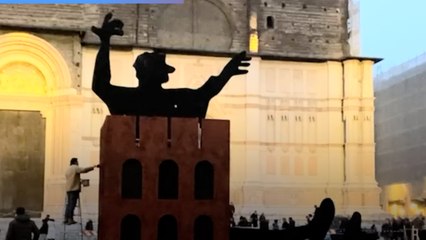 Capodanno 2023 a Bologna, le prime immagini del Vecchione