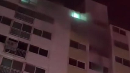 경기 안산 아파트에서 불...5명 부상 / YTN