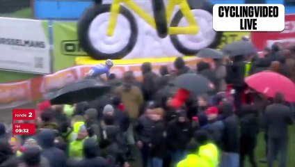 Tom Pidcock Is RELENTLESS