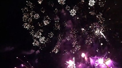 Posso soltar fogos de artifício na virada de ano? Entenda