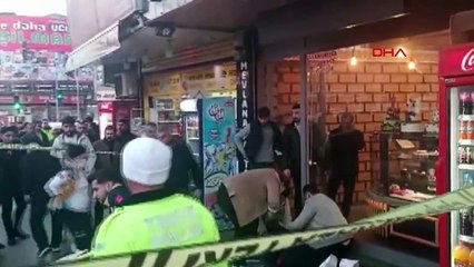 Cadde ortasında tartışığı kuzenini bıçakladı