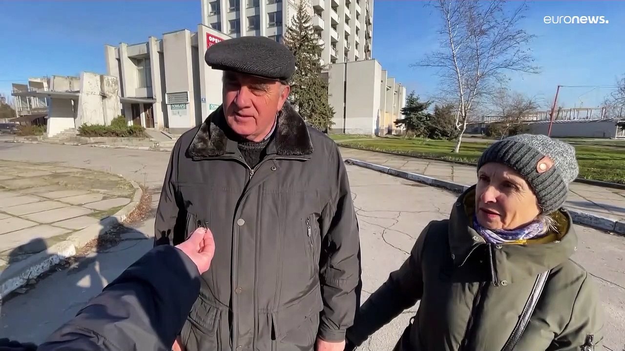 'Wir gehen nirgendwo hin': Wie die Bewohner einer Siedlung in Cherson ausharren