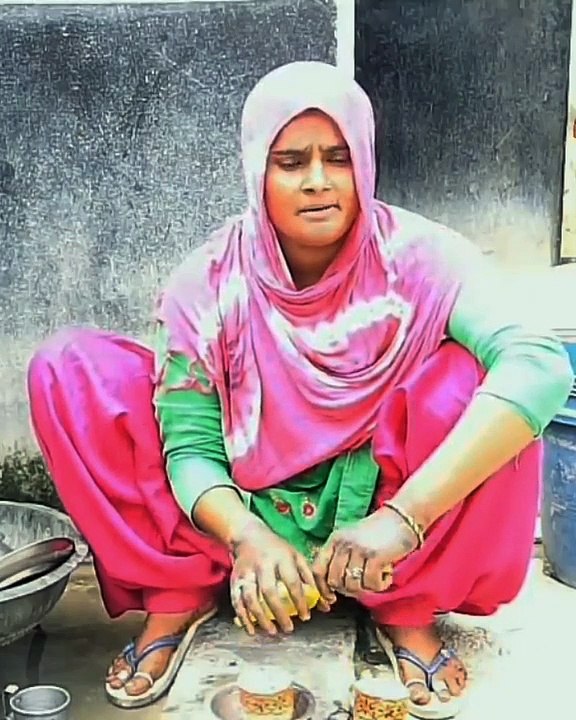 Farmani naaz - 08