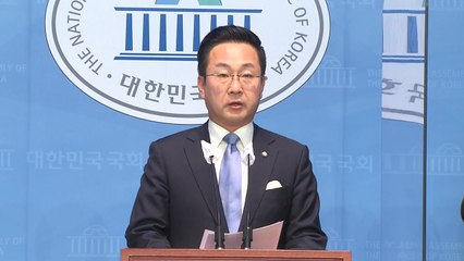 민주 "MB, 스스로 존경받는 줄 착각...속죄하며 살라" / YTN