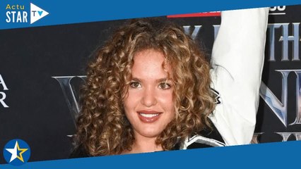 Léa (Star Academy) en crop-top face à Stanislas en chemise transparente, chaude soirée pour le duo