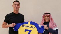 Ronaldo imzayı attı, futbolseverler kıyameti kopardı! Tepkilerin ardı arkası kesilmiyor