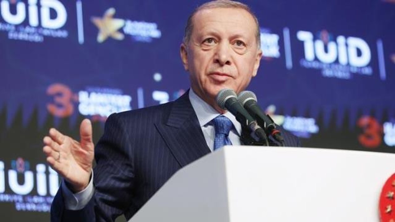 Cumhurbaşkanı Erdoğan'dan yeni yıl mesajı! Dikkat çeken "hayat pahalılığı" vurgusu