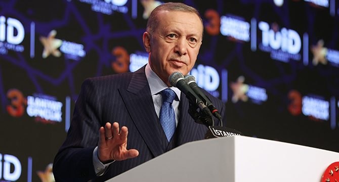 Erdoğan: Bu konuda samimiysen gel anayasa değişikliği yapalım