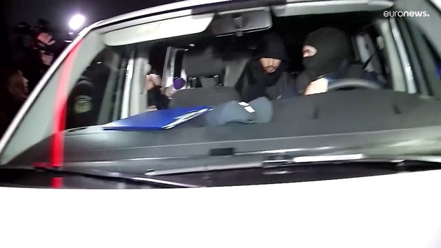 Verdacht auf Menschenhandel und Vergewaltigung: Influencer Tate in Rumänien festgenommen