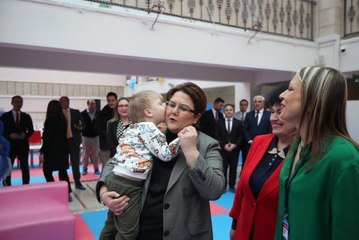 Ukraynalı çocuklar yeni yılı Türkiye'deki sıcak yuvalarında karşıladı