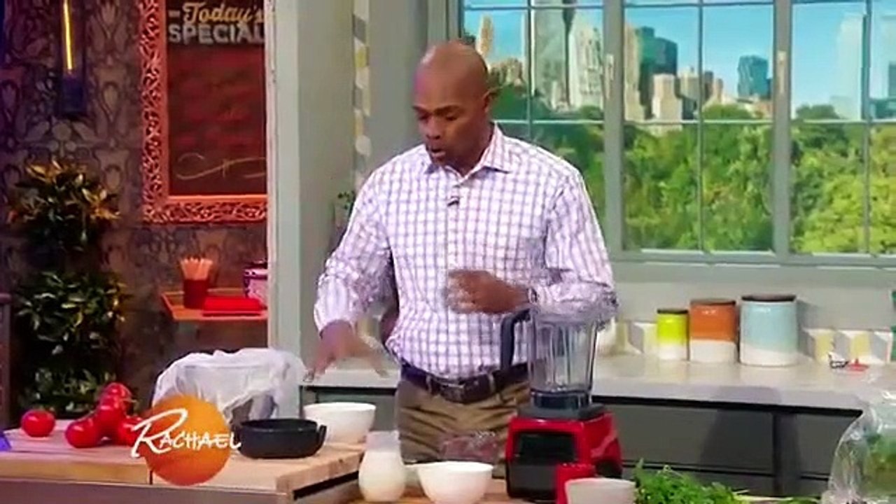 Rachael Ray - Se13 - Ep130 - Chefs Curtis Stone - Geoffrey Zakarian Answer Your Food FAQs - Dr. Ian Smith's Oat Milk Recipe HD Watch