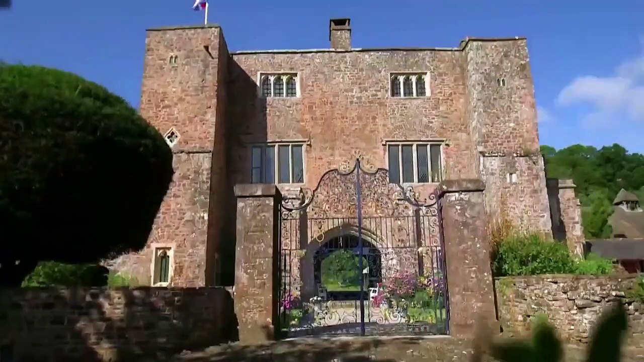 Rich House, Poor House - Se5 - Ep03 HD Watch