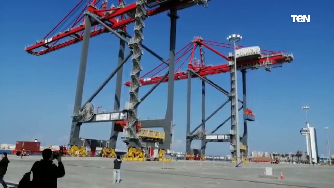 رئيس الوزراء يتوجه إلى الإسكندرية لمتابعة سير إجراءات الإفراج الجمركي عن السلع والبضائع في الميناء