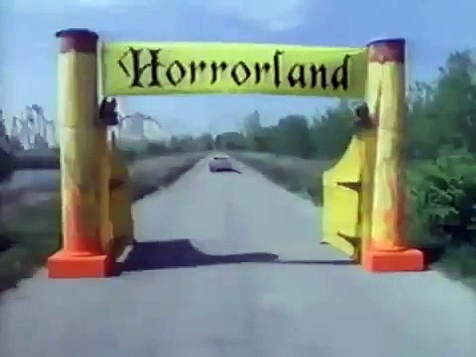 Goosebumps - Se3 - Ep08 - One Day at Horrorland (1) HD Watch