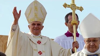 Décès du pape à la retraite Benoît XVI