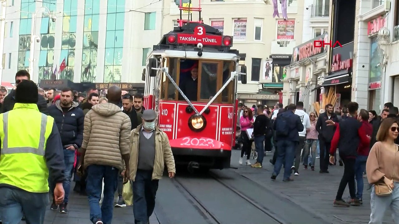 Taksim Gezi Parkı kapatıldı