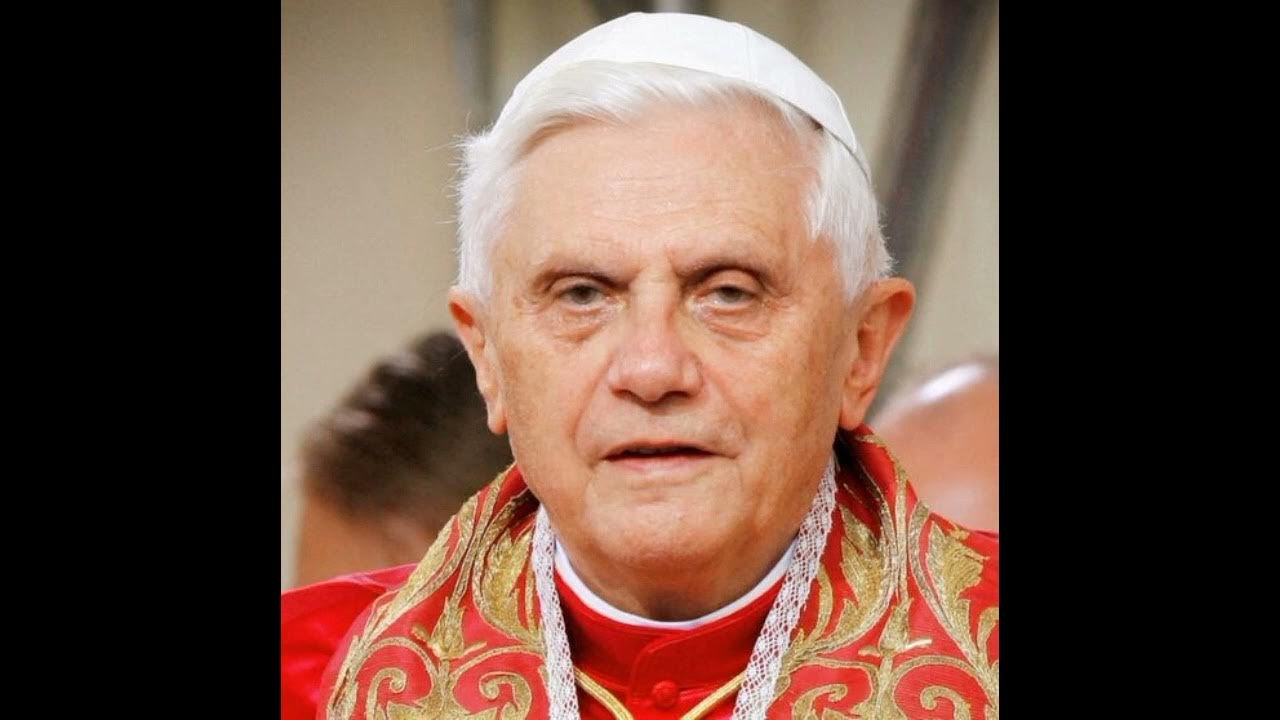 Mort de Benoît XVI : pourquoi l’ancien pape avait-il démissionné de ses fonctions ?