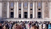 Papa Francisco presidirá funeral de Bento XVI em 5 de janeiro