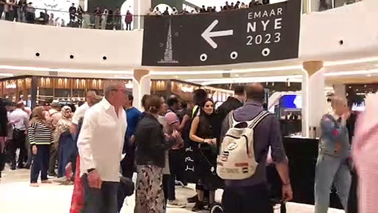 New Year 2023: Dubai Mall crowd