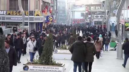 İranlı turistler yılın son gününde Van'da yoğunluk oluşturdu