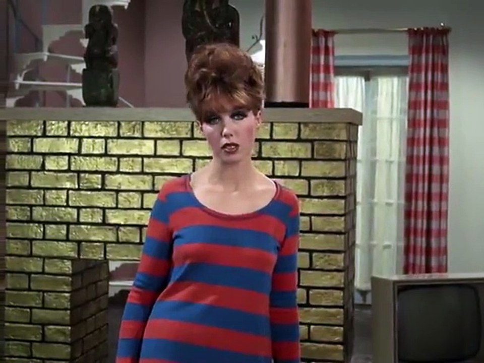 Man in a Suitcase - Se1 - Ep22 HD Watch