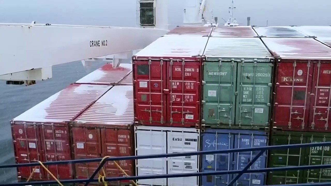 High Arctic Haulers - Se1 - Ep01 - Chasing Ice HD Watch