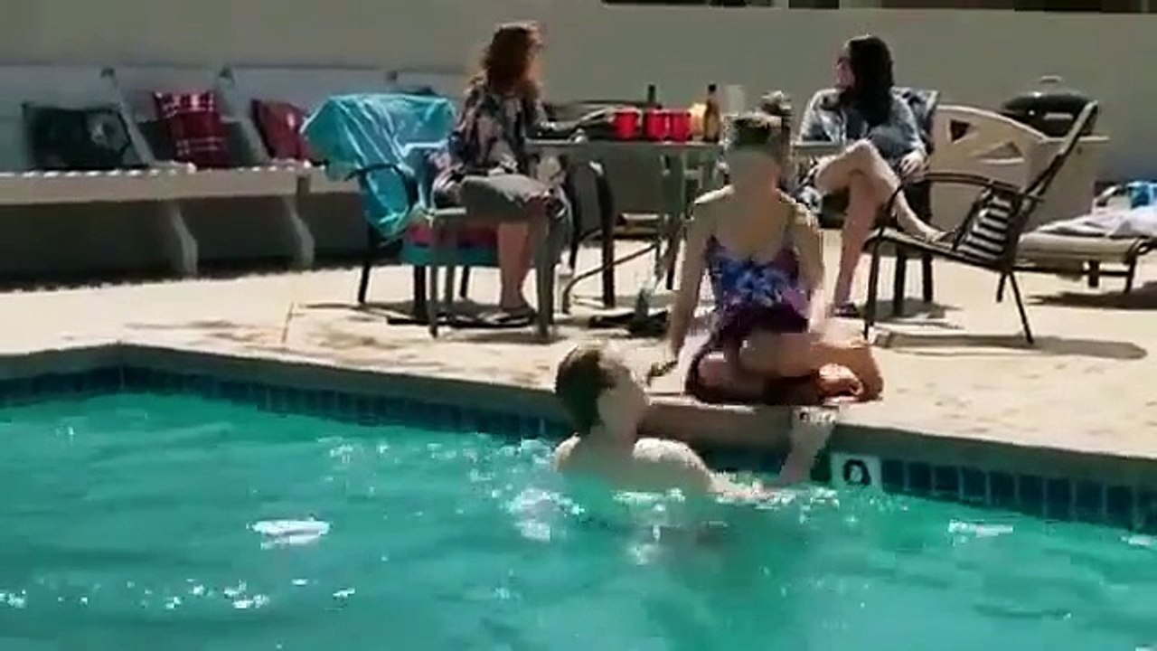 Mur-'der Among Friends - Se2 - Ep10 - Law of the Wild HD Watch