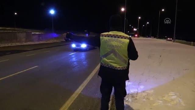 Jandarmadan Erciyes Kayak Merkezi yolunda yılbaşı denetimi