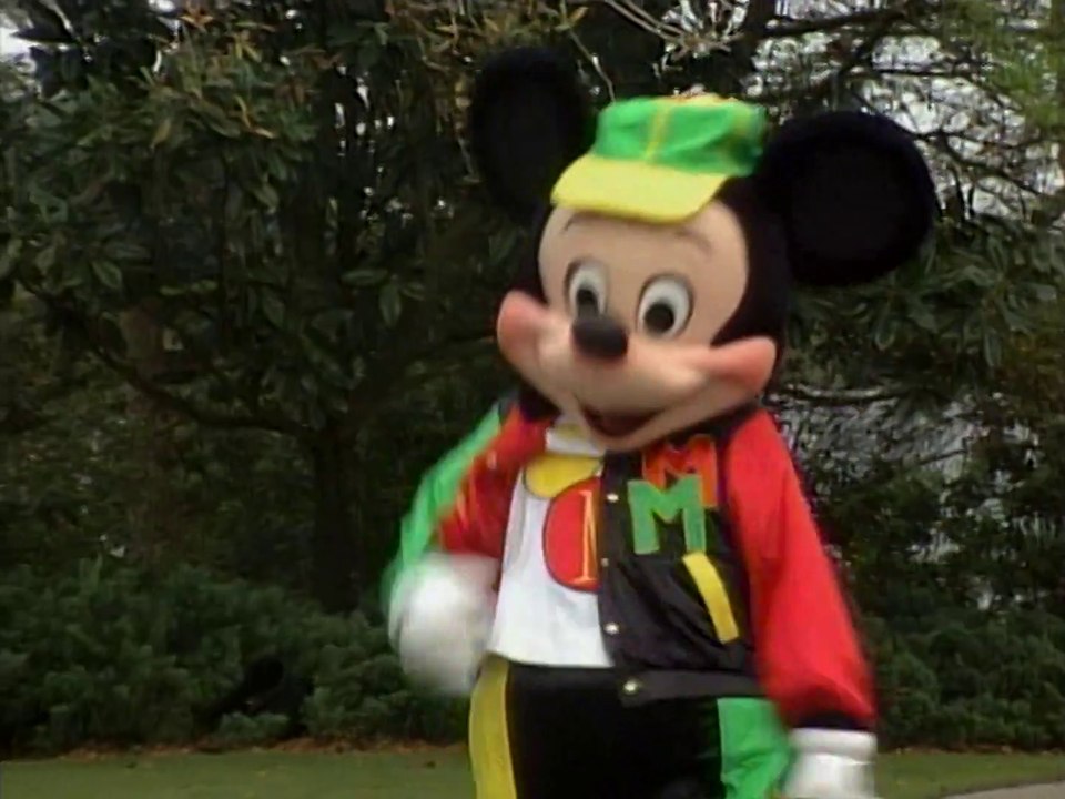 mickey-s-beach-party-at-walt-disney-world-60p-video-dailymotion