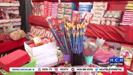 ¡Fregada! Vendedores a punto de quedarse con “los cuetes”, a solo horas de terminar el 2022